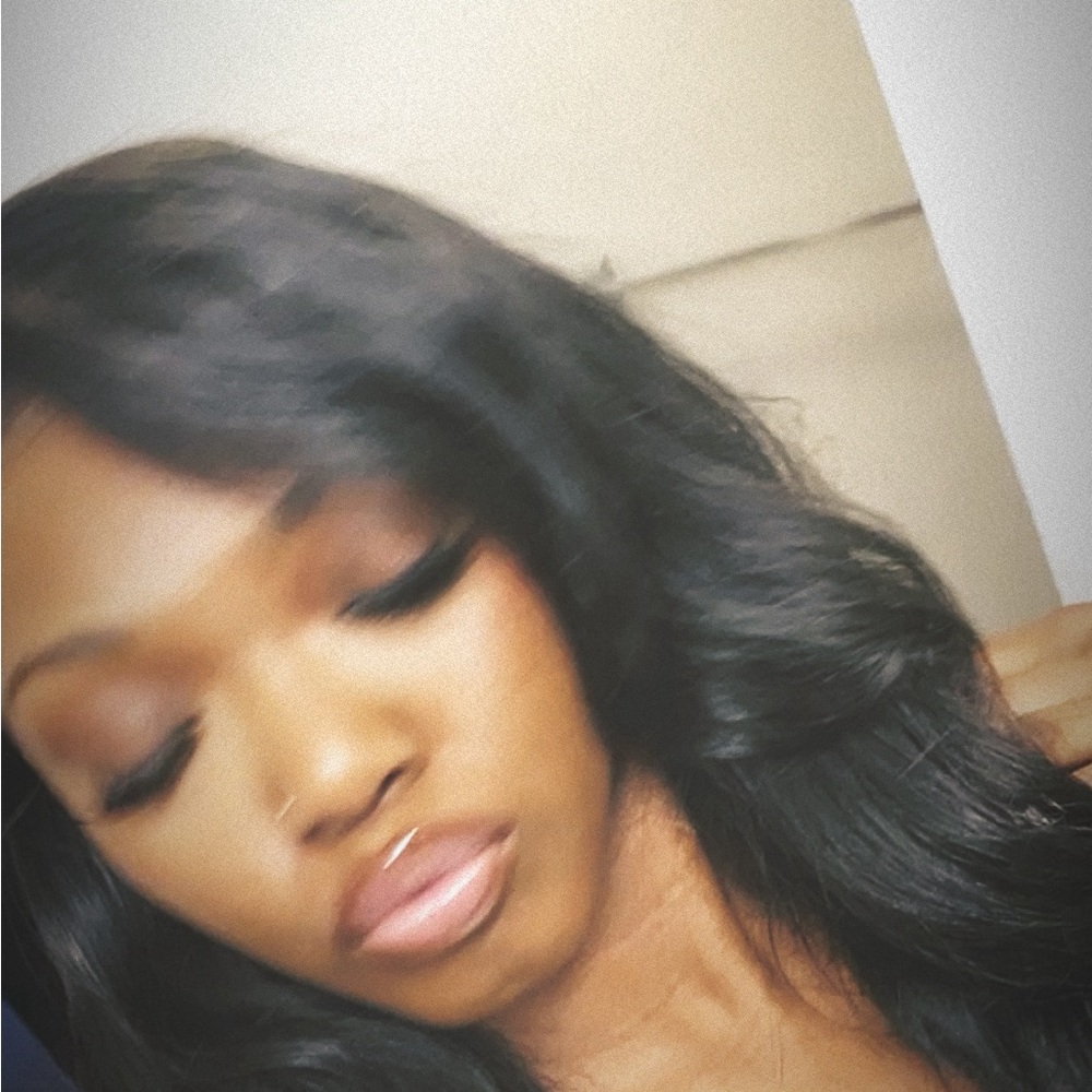 Meet your Posher, Serena
